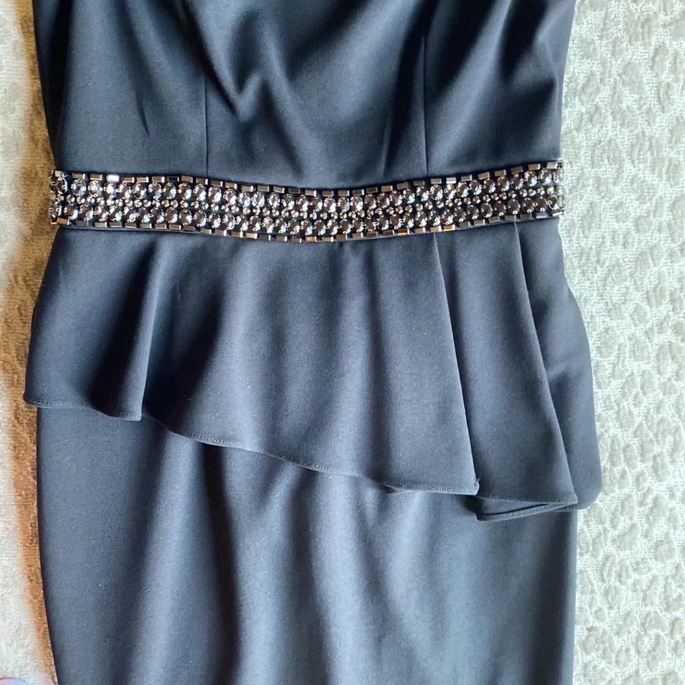 Adrianna Papell Full Length Cap Sleeve Black Gown with Rhinestone Belt, size 4